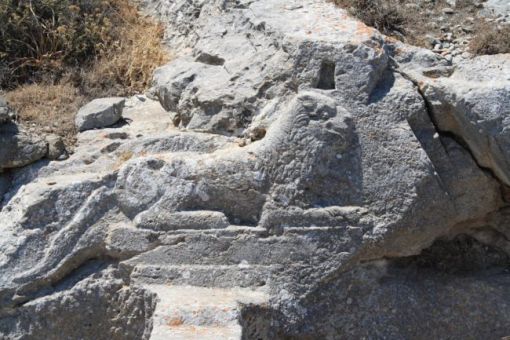 Çözülmüş İşaret, Aslan İşareti ve Kral Mezarı
