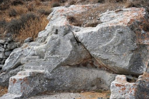 Çözülmüş İşaret, Aslan İşareti ve Kral Mezarı